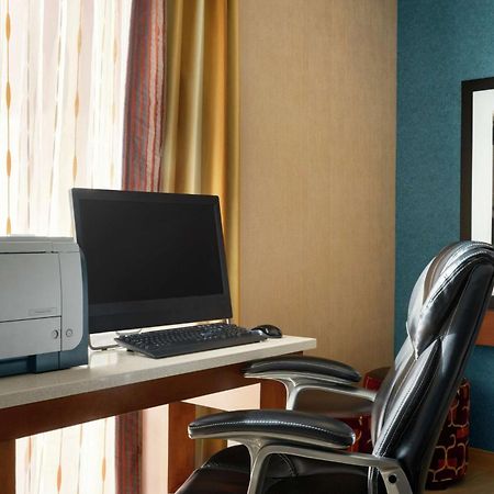 Hampton Inn Phoenix-צ'נדלר מראה חיצוני תמונה