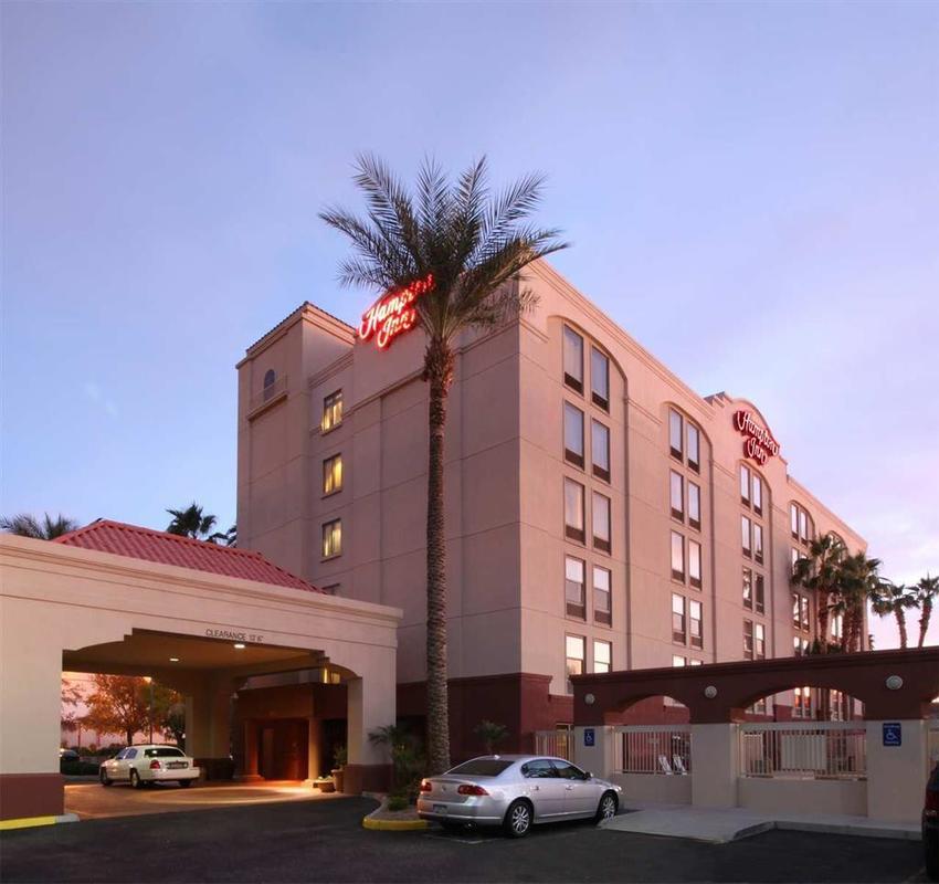 Hampton Inn Phoenix-צ'נדלר מראה חיצוני תמונה