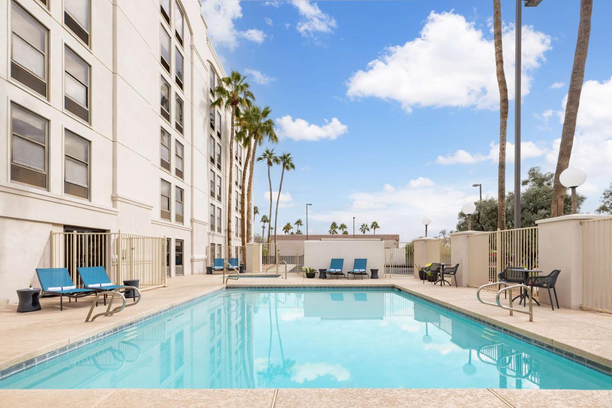 Hampton Inn Phoenix-צ'נדלר מראה חיצוני תמונה