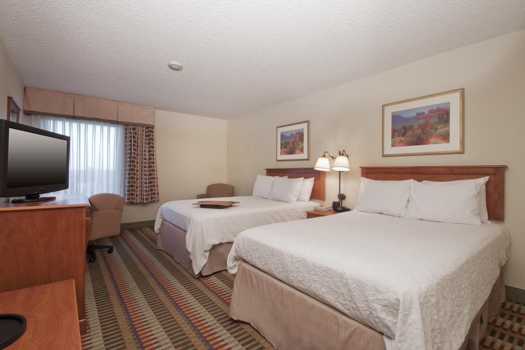 Hampton Inn Phoenix-צ'נדלר מראה חיצוני תמונה