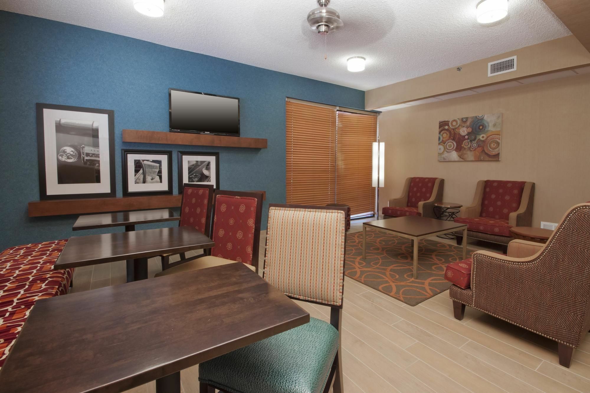 Hampton Inn Phoenix-צ'נדלר מראה חיצוני תמונה