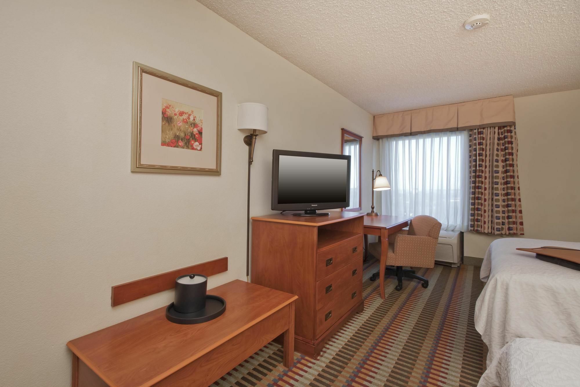 Hampton Inn Phoenix-צ'נדלר מראה חיצוני תמונה